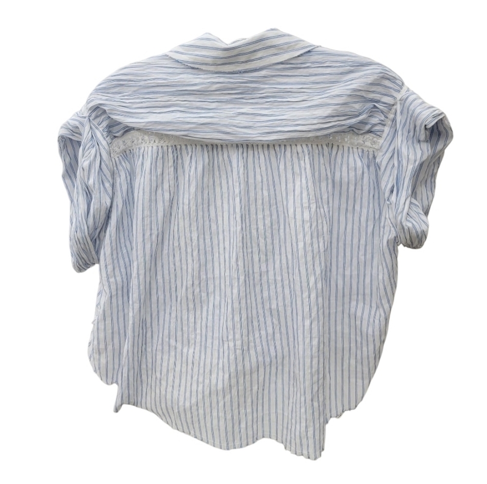 NWOT Urban Outfitters Joji Blue and White Crochet Button-Down Crop Top - XS - Picture 6 of 11
